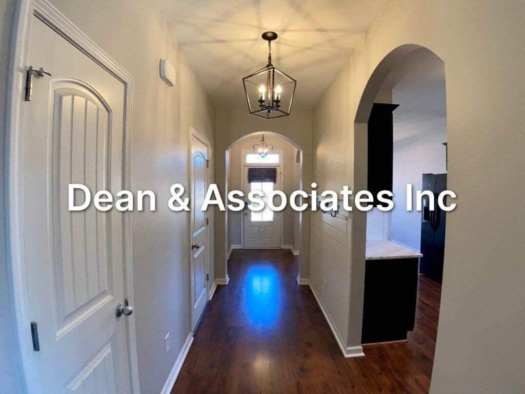 Front entry foyer at 305 Chesser Loop Cir single-family rental home in Chelsea, Alabama