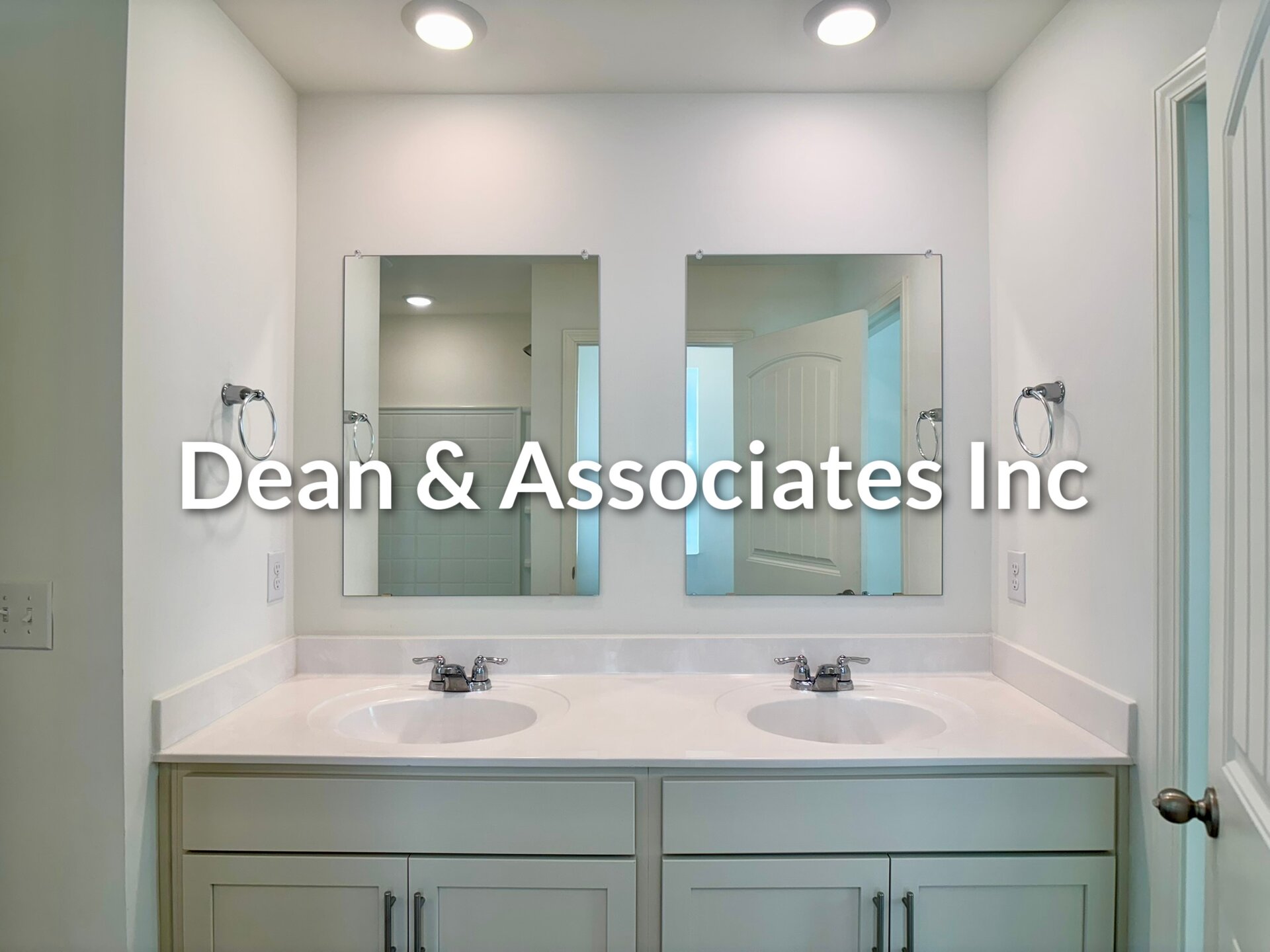 Primary bathroom with double vanity at 464 Crossbridge Rd rental home in Chelsea, Alabama